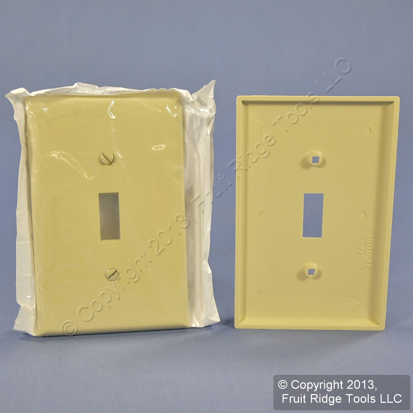 Leviton PJ1-I Ivory 1-Gang Midway Toggle Switch Cover Nylon Wallplates 100-Pack