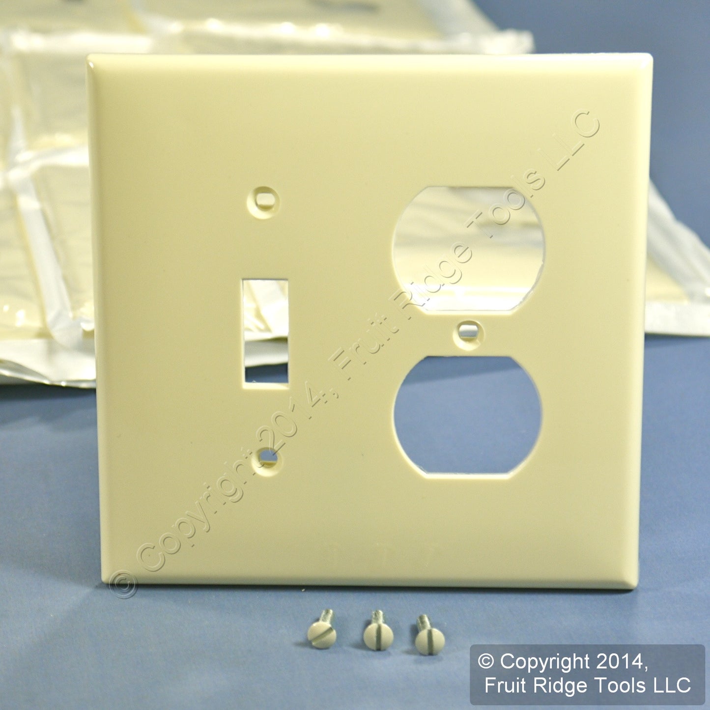 Leviton PJ18-A Almond 2-Gang Toggle Duplex Unbreakable Midway Wallplates 25pcs