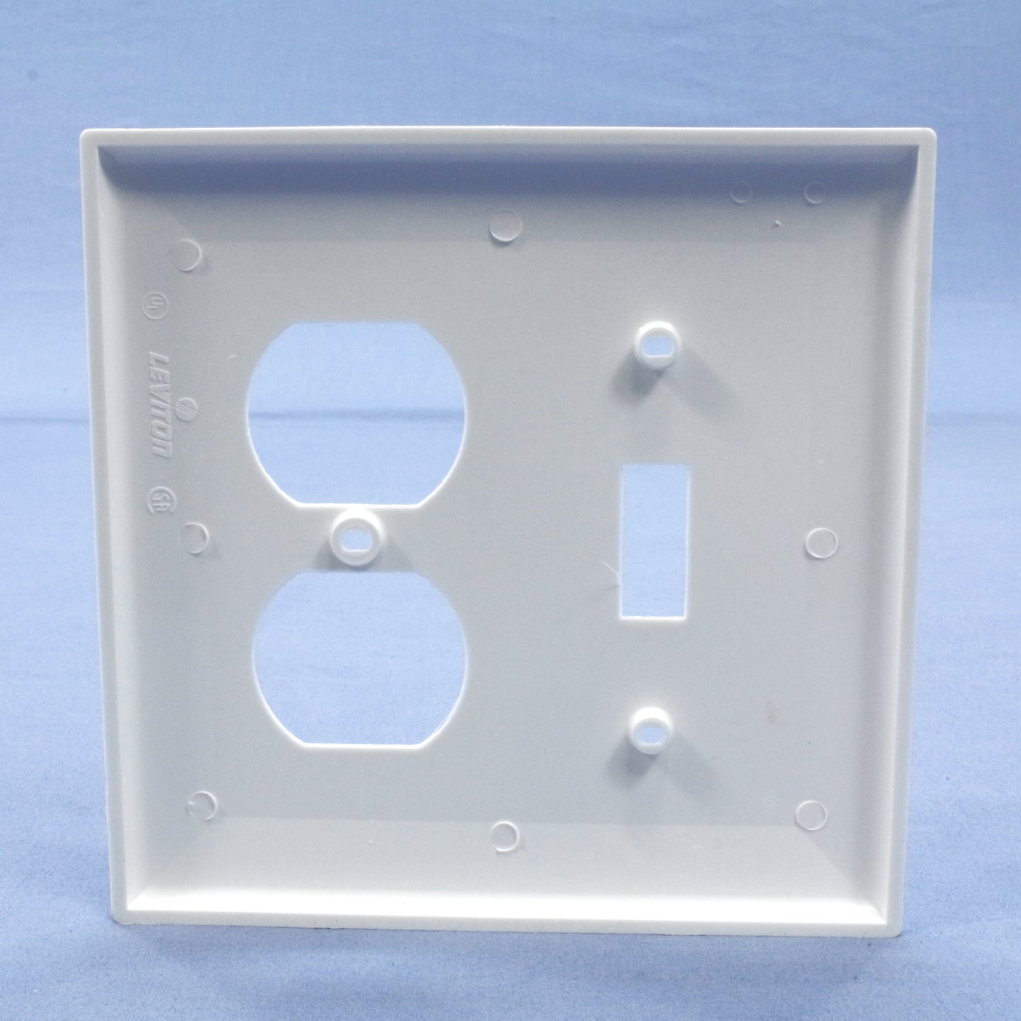 Leviton PJ18-W White 2-Gang Toggle Duplex Outlet Unbreakable Midway Wallplate
