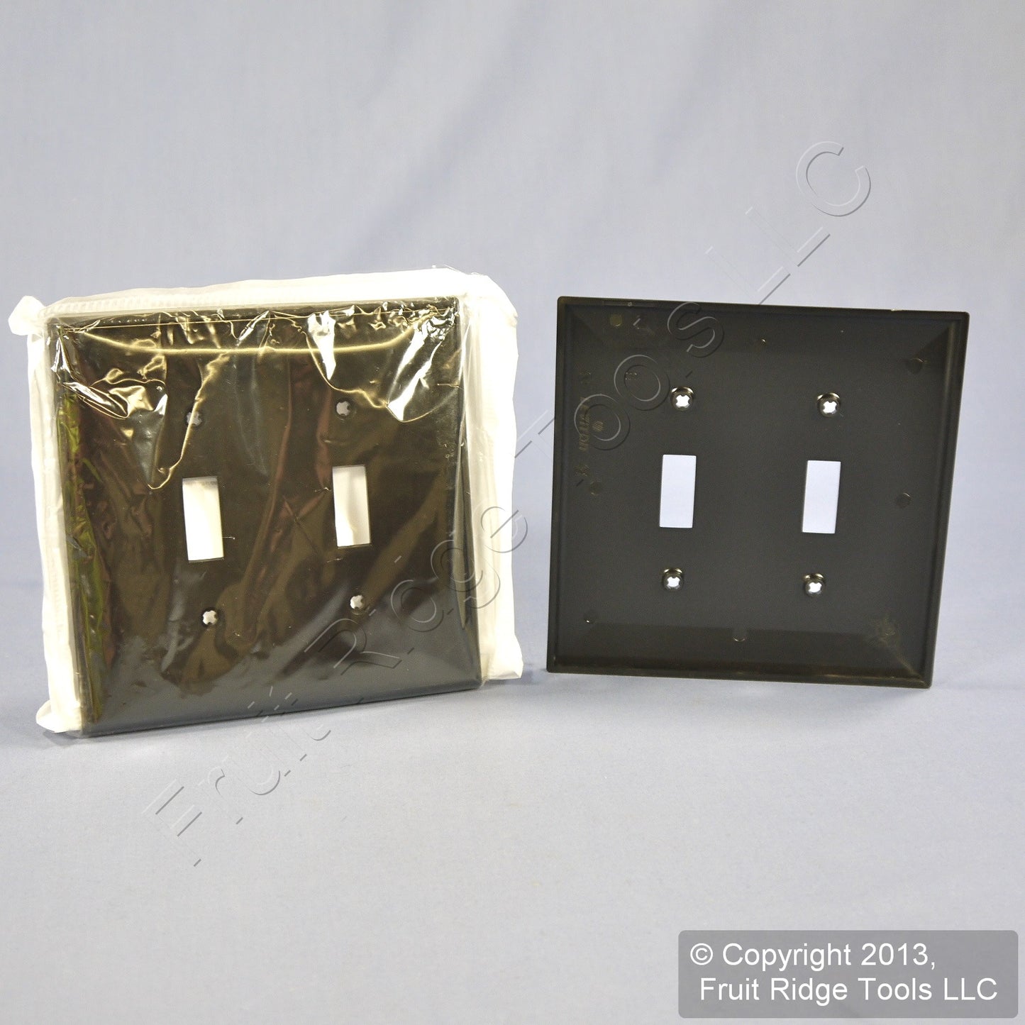 Leviton PJ2-E Black 2-Gang Toggle Unbreakable Nylon Midway Wallplate Cover 2pcs