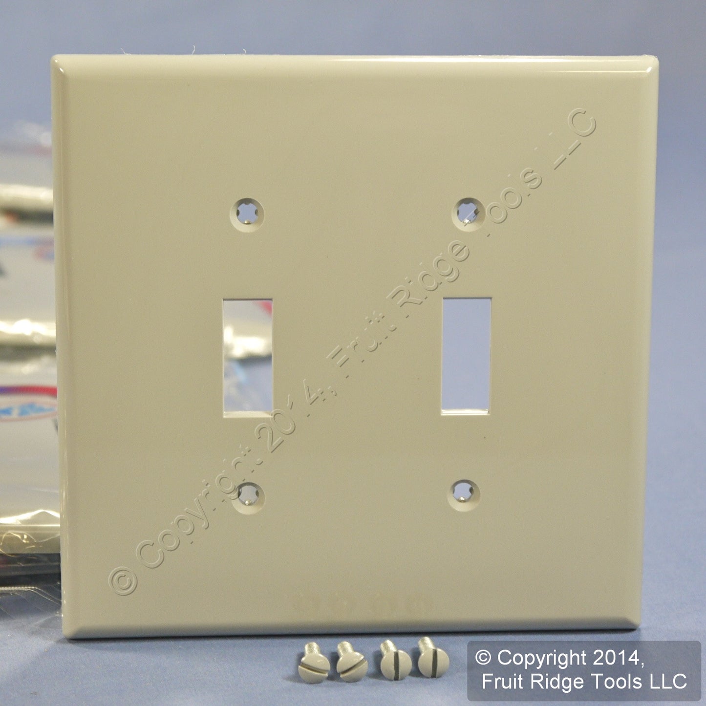Leviton PJ2-GY Gray 2-Gang Toggle Unbreakable Nylon Midway Wallplate Cover 15pcs