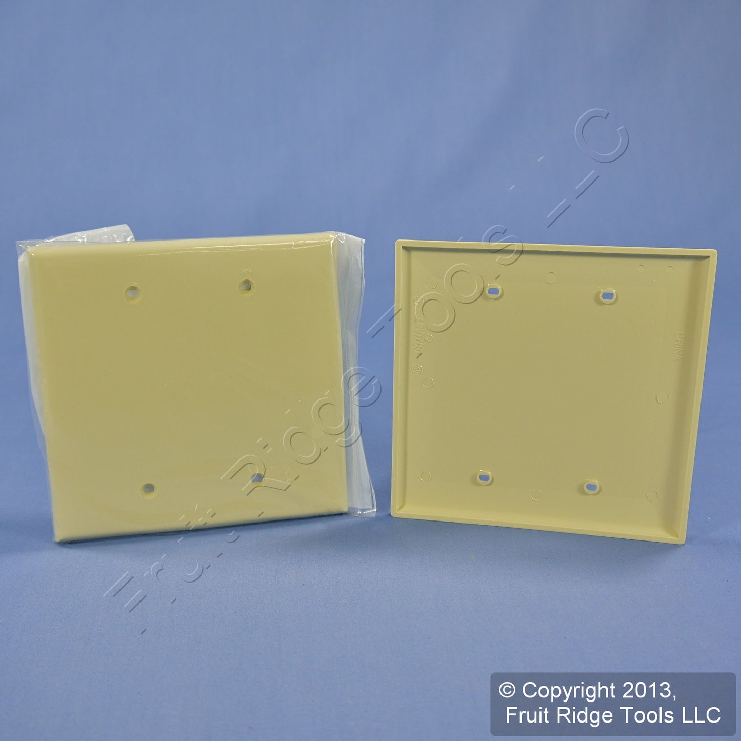 Leviton PJ23-I Ivory 2-Gang Blank Unbreakable Midway Wallplates Box Mount 2pcs