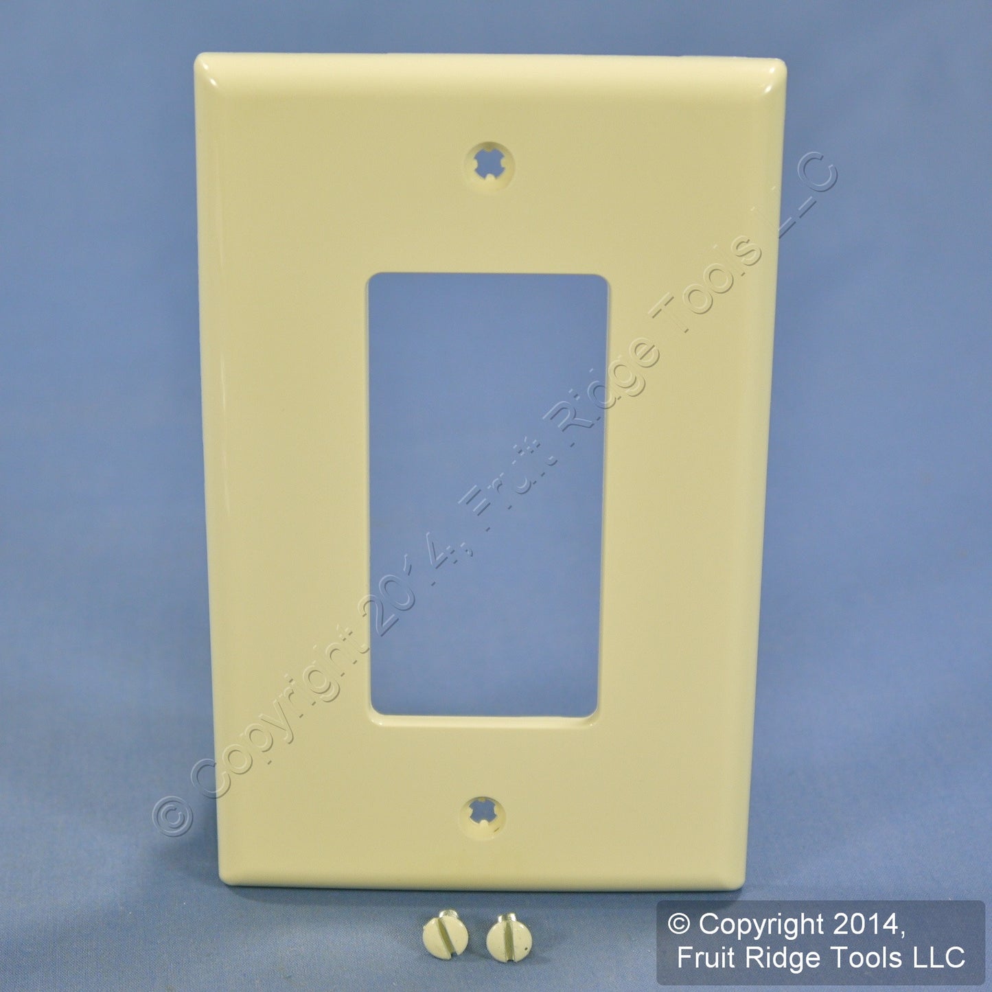 Leviton PJ26-A Almond 1-Gang Decora GFI Unbreakable Nylon Midway Wallplate Cover