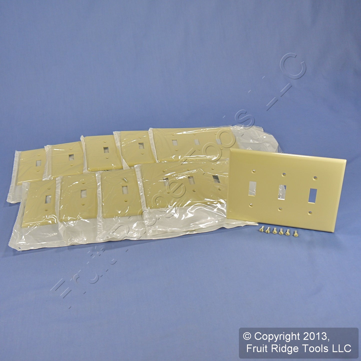 Leviton PJ3-I Ivory 3-Gang Toggle Unbreakable Nylon Midway Wallplate Cover 10pcs
