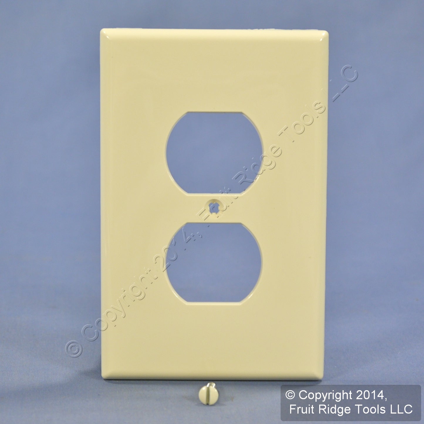 Leviton PJ8-A Almond 1-Gang Duplex Outlet Unbreakable Nylon Midway Wallplate