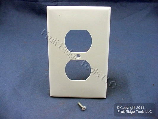Leviton White Large Unbreakable Receptacle Wallplate Nylon Outlet Cover PJ8-W