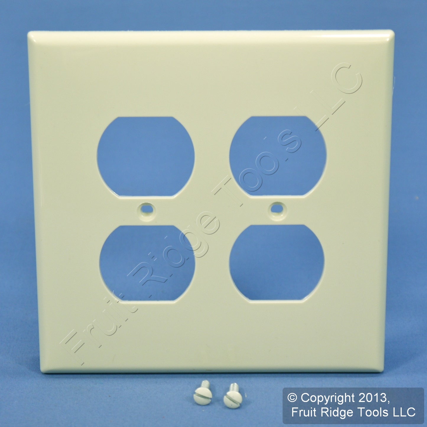 Leviton Almond 2G Large Unbreakable Duplex Receptacle Outlet Nylon Cover PJ82-A
