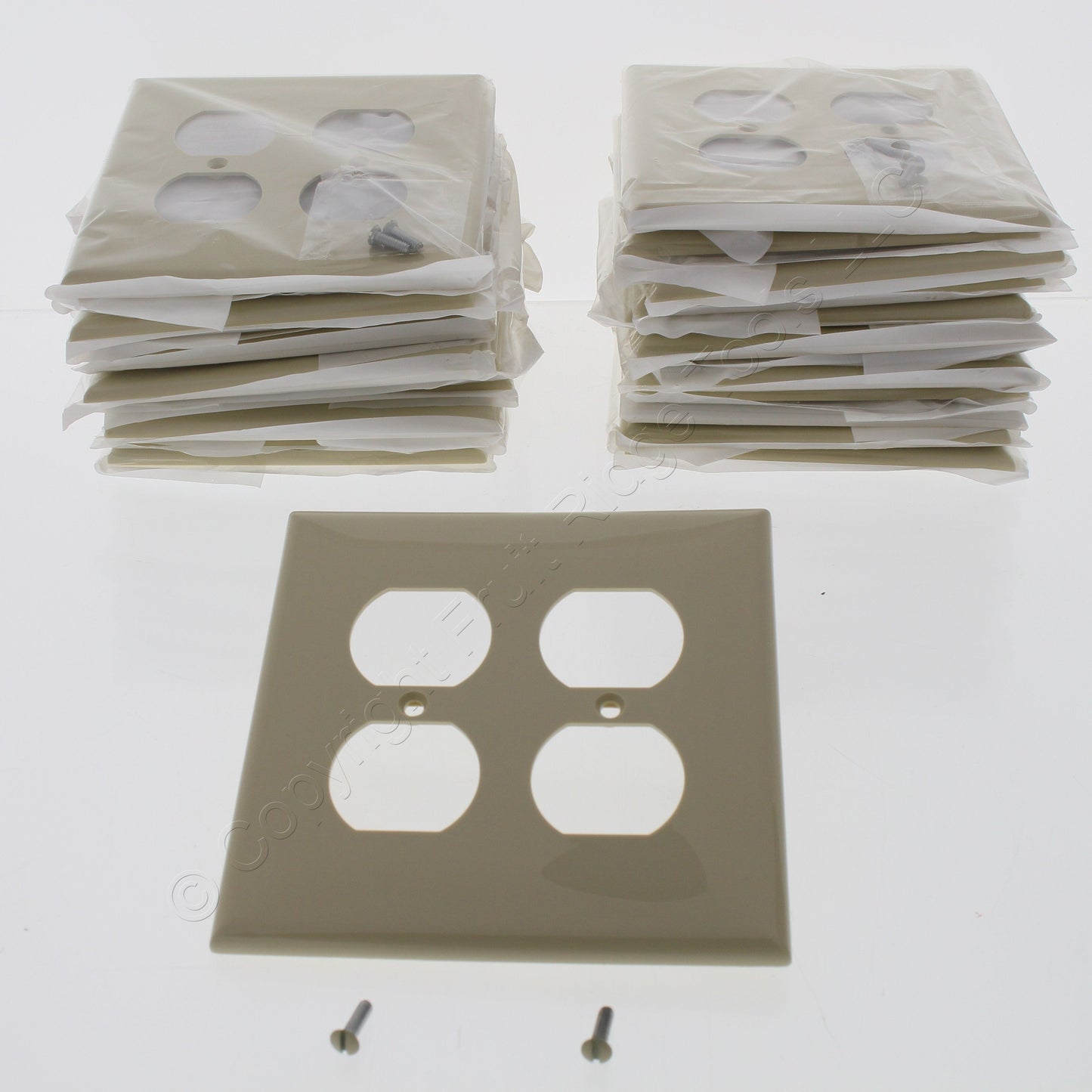 Leviton PJ82-I Ivory 2-Gang Duplex Outlet Unbreakable Midway Wallplates 25pcs