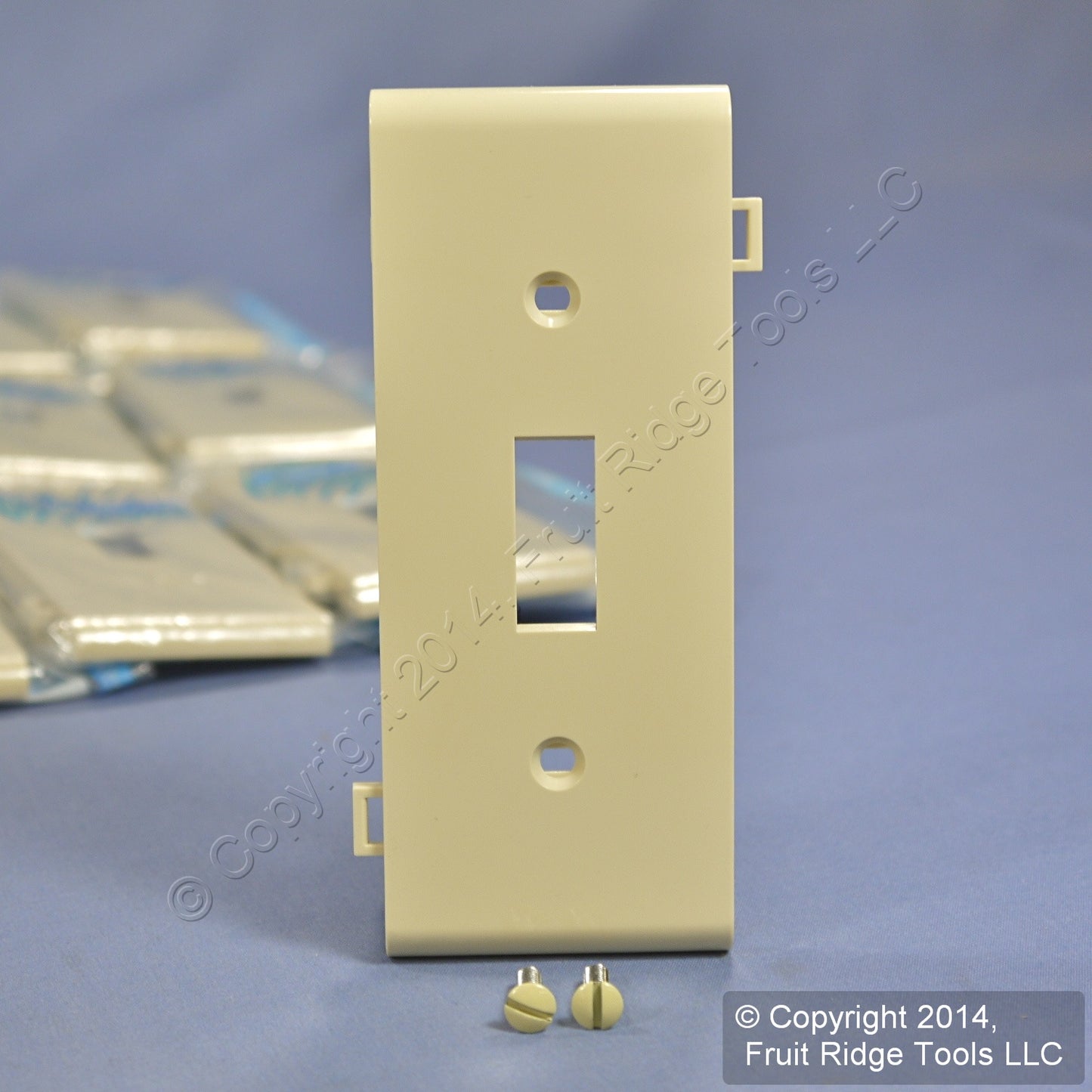 Leviton PSC1-I Ivory 1-Gang Toggle Unbreakable Sectional Cover Strap Mount 25pcs