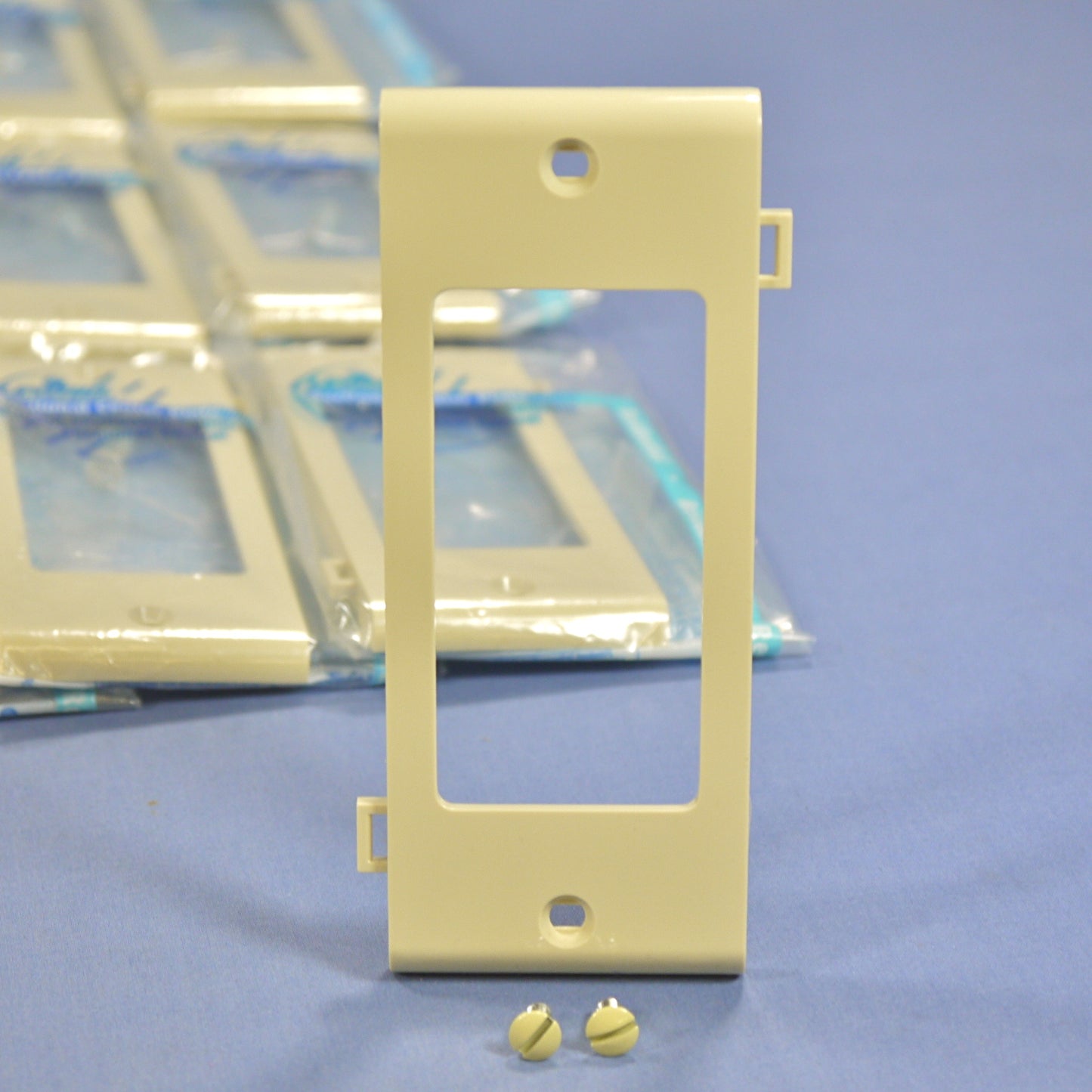 Leviton PSC26-I Ivory 1-Gang Decora Unbreakable Sectional Wallplate Cover 25pcs