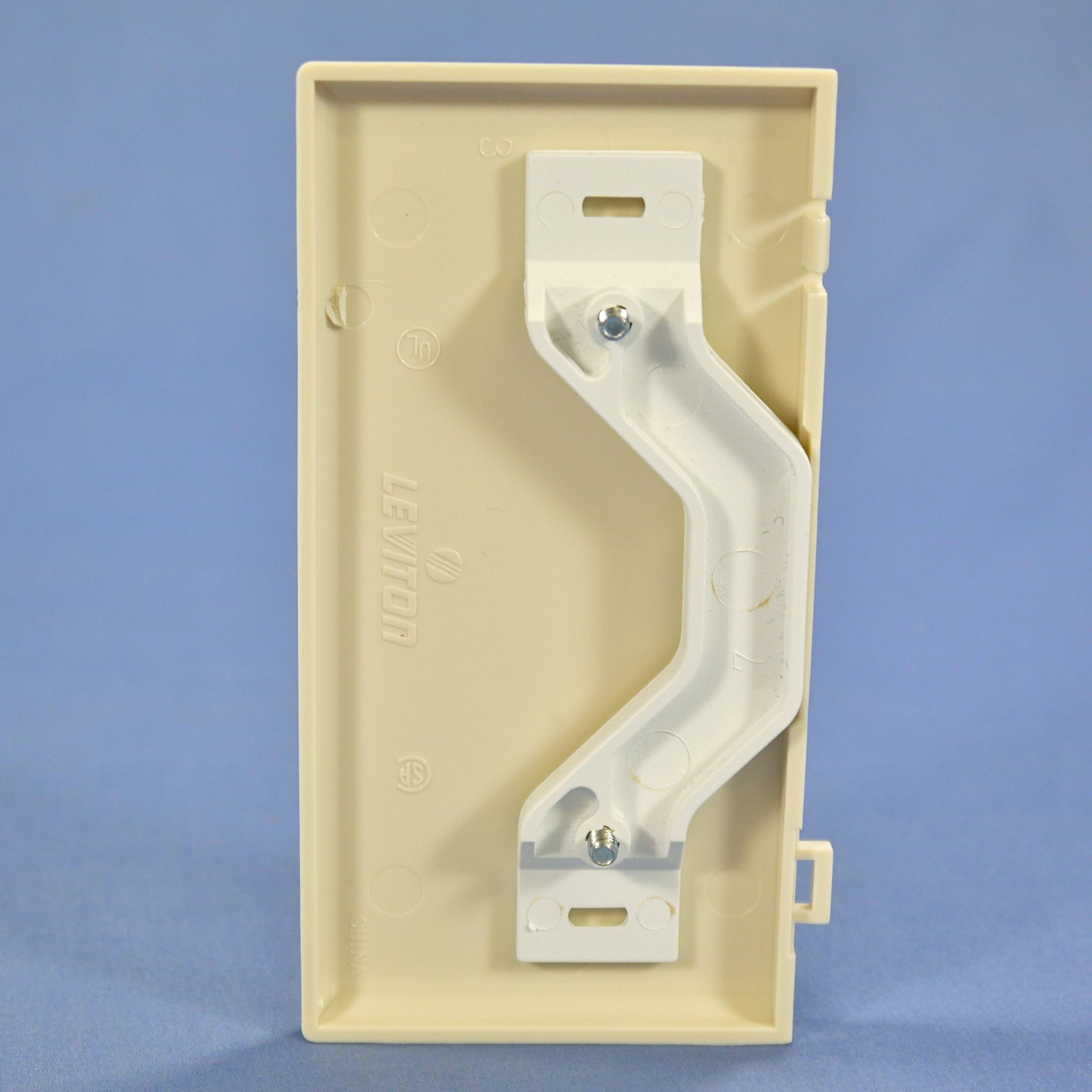 Leviton PSE14-T Lt Almond 1-Gang Blank Unbreakable Sectional Cover Strap Mount