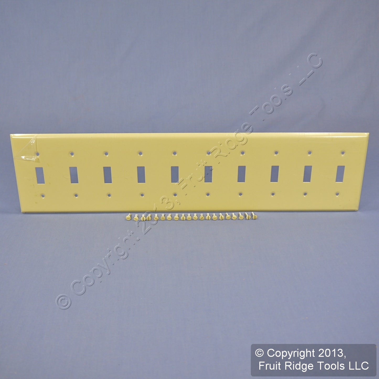 Leviton S604-I Ivory 10-Gang Toggle Switch Painted Metal Standard Size Wallplate