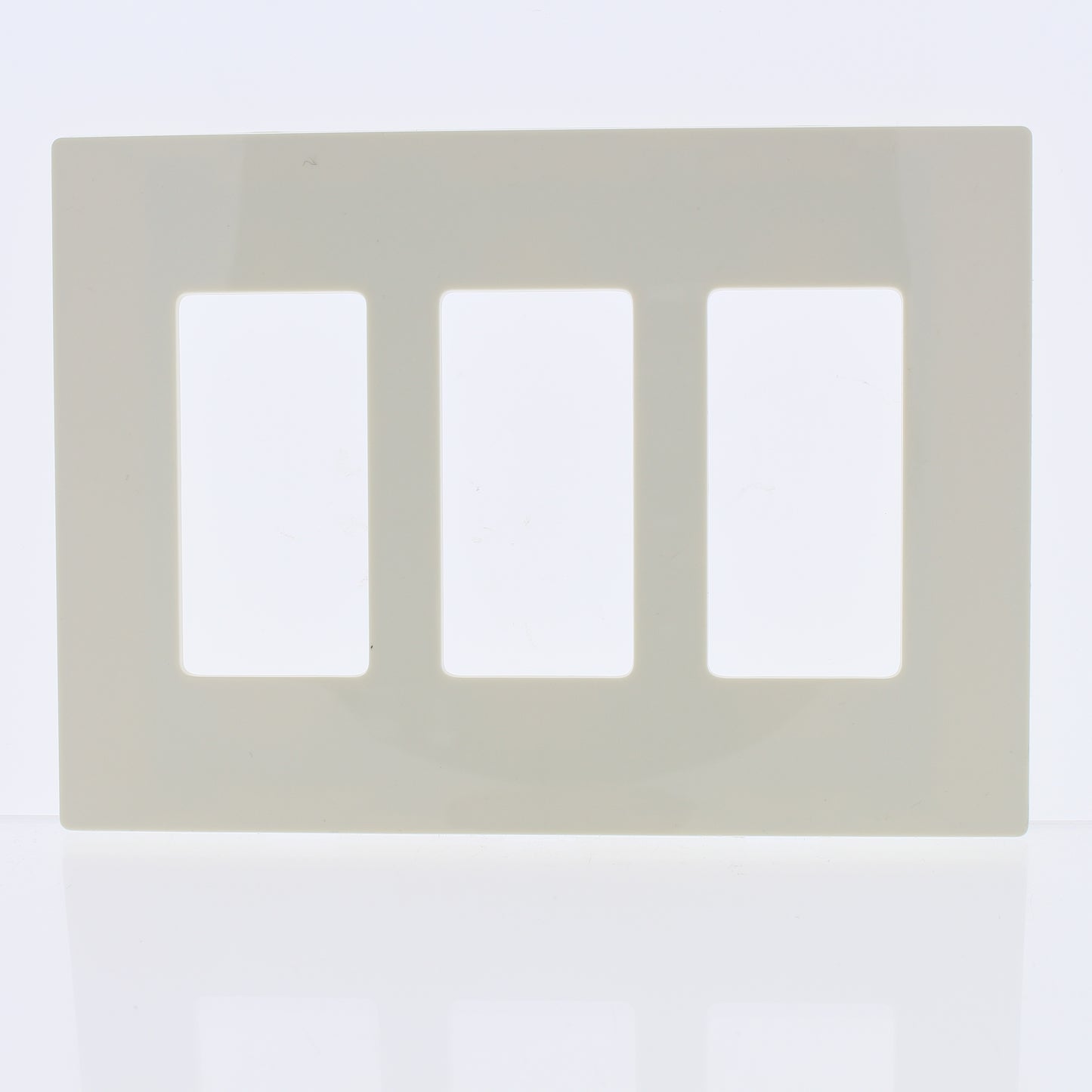 Leviton Almond 3-Gang Midway Decora Screwless Wallplate Cover Gfci Gfi SJ263-SA