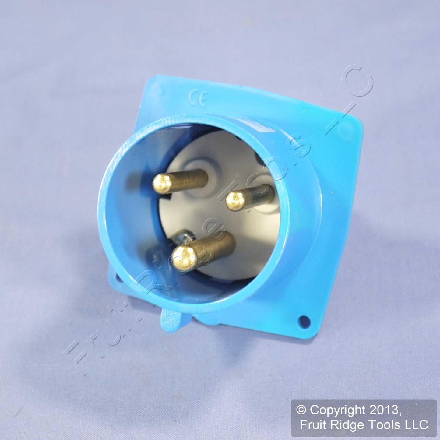 Leviton Pin & Sleeve Plug Splashproof Inlet 32A 250VAC SP332B6