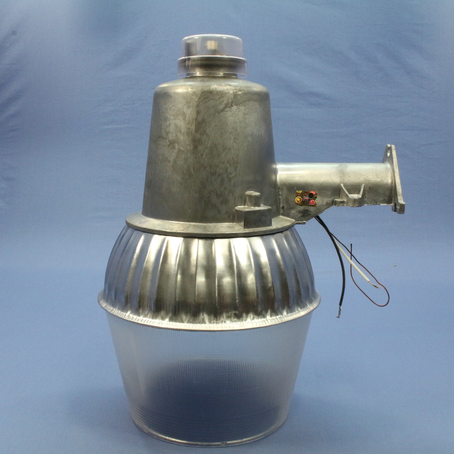 Lithonia Lighting OAL-70S-120-PER-LP Dusk To Dawn 70W High Pressure