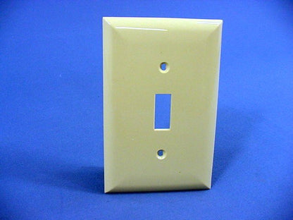 GE Ivory 1Gang Toggle Unbreakable Midway Wallplate Nylon Cover w/o Screws 1000pc