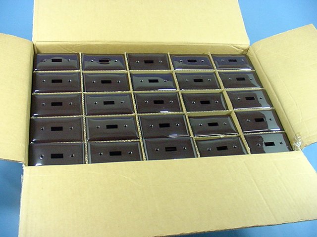 GE Brown 1Gang Toggle Switch Unbreakable Nylon Wallplate Cover w/o Screws 1000pc
