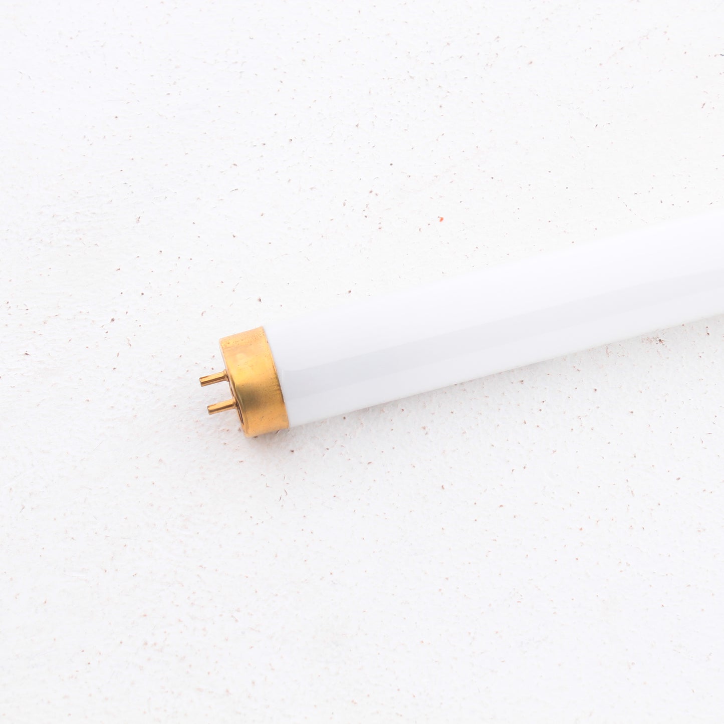 4 Maxlite F17T8-730 2 Feet Fluorescent Lamp Light Bulbs 1325 Lumens 3000K CRI 75