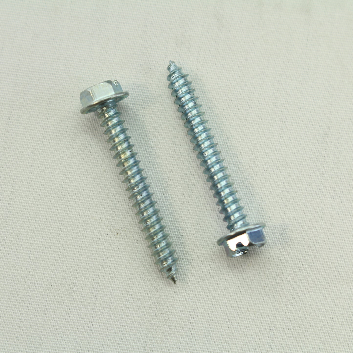 100-Pack Metallics #8 x 1-1/4" Drill Screws 1/4" Hex/Slotted Head Zinc DS162