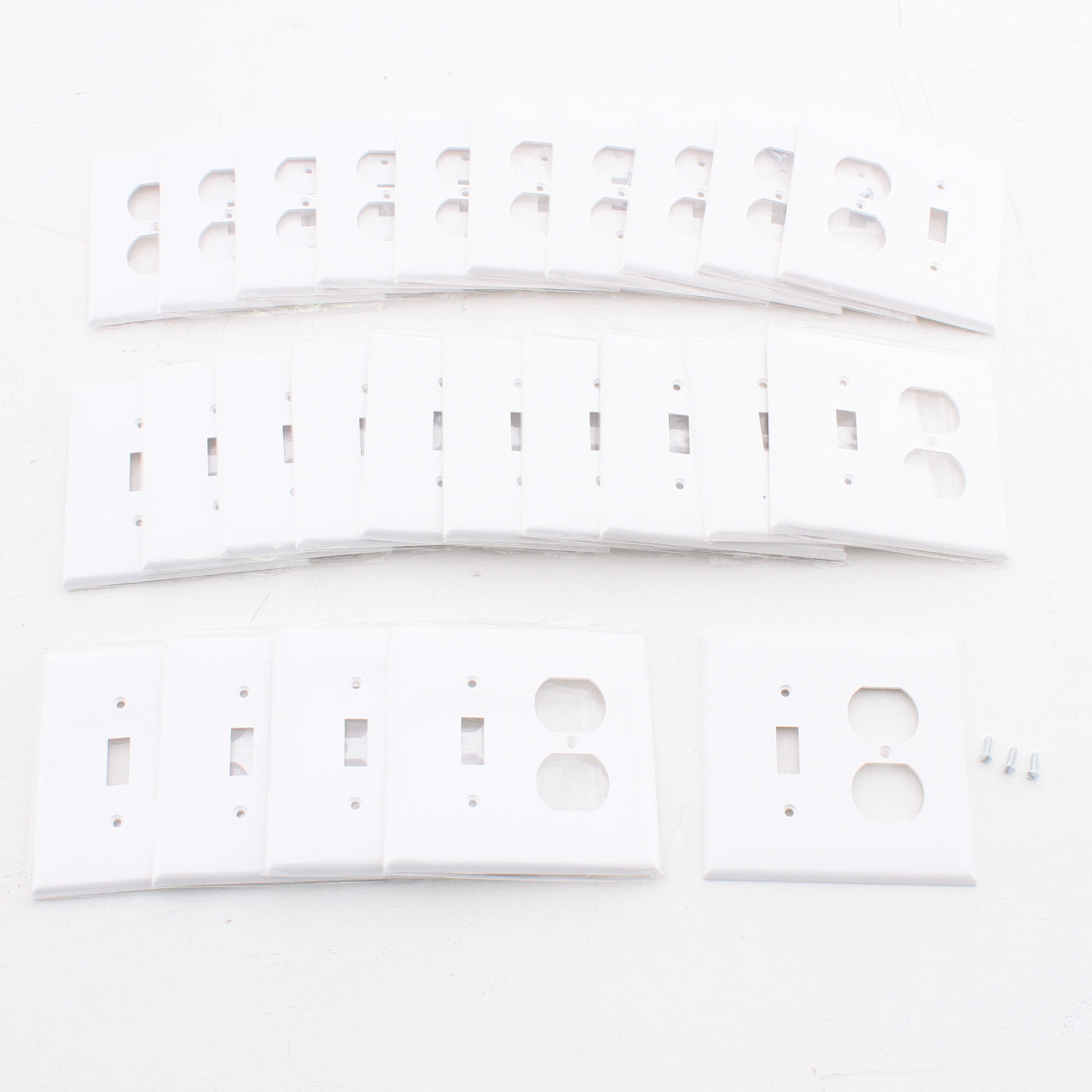 Mulberry 32832 White 2-Gang Thermoplastic Unbreakable Midi Wallplate Cover 25pcs
