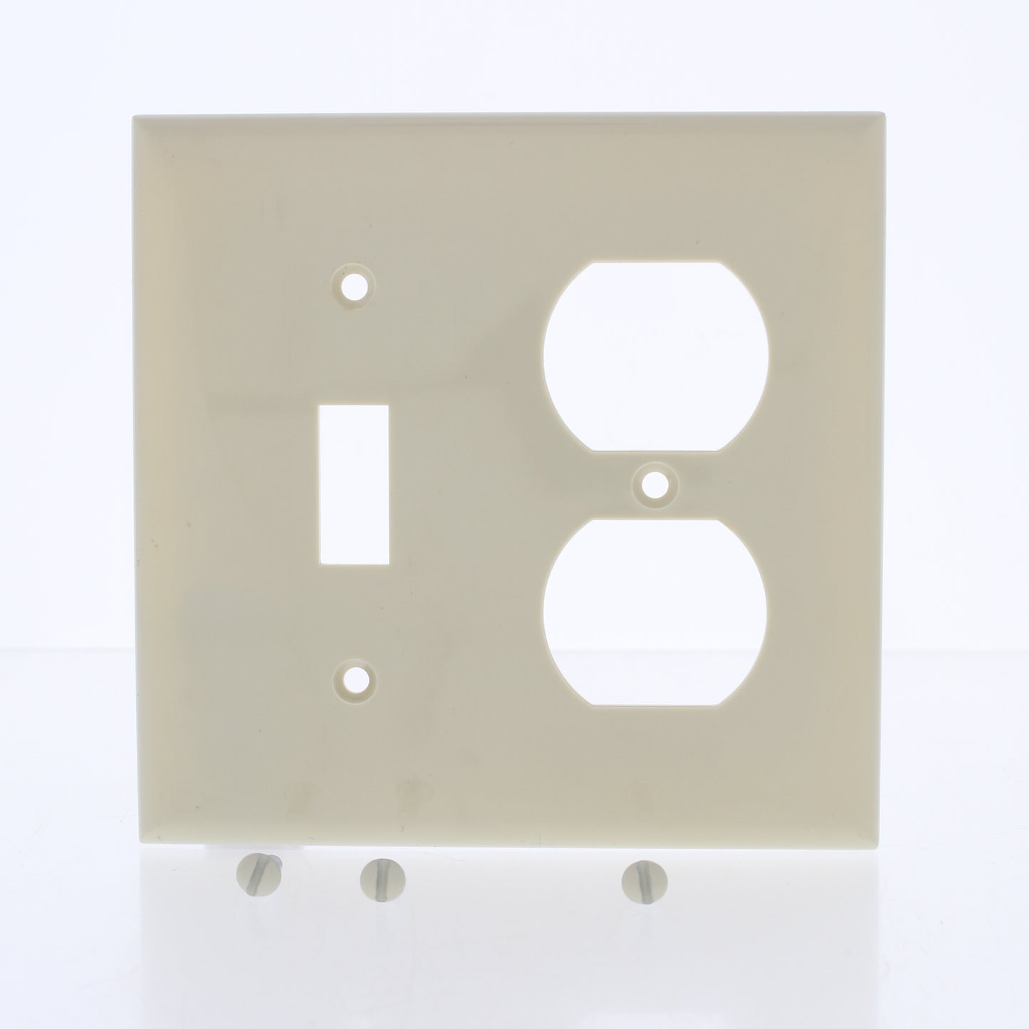 Mulberry 734532 Ivory 2-Gang Thermoplastic Unbreakable Standard Wallplate Cover