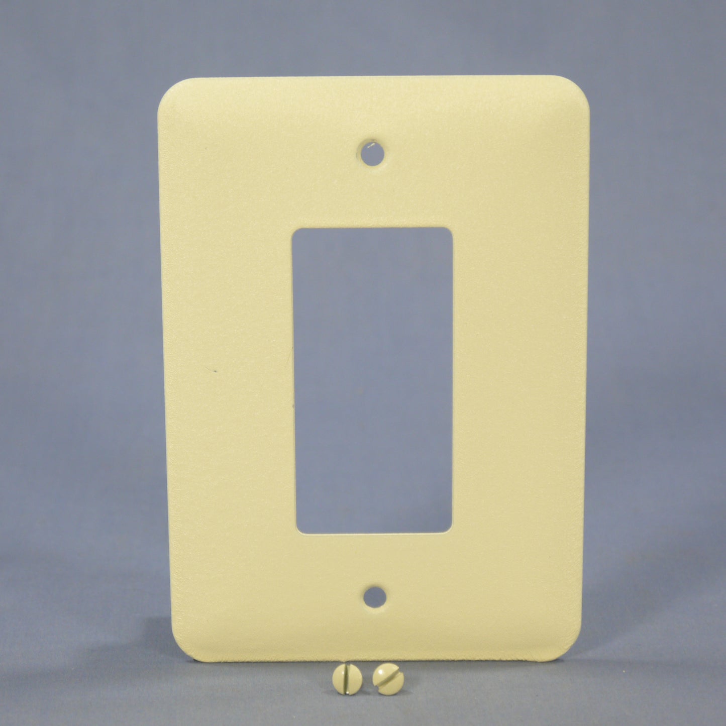 Mulberry 79761 Ivory Wrinkle Metal 1-Gang Maxi-Size Decorator Wallplate Cover