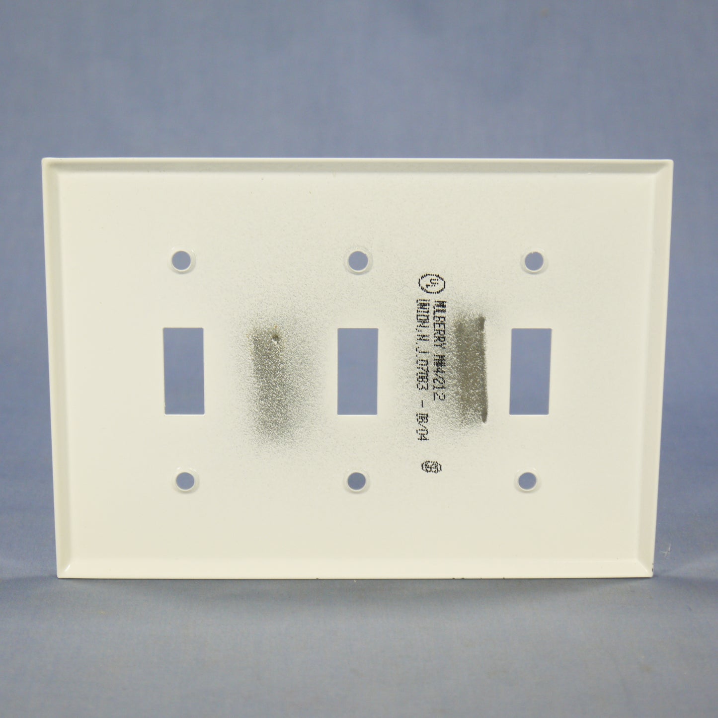 Mulberry 86073 White 3-Gang Toggle Switch Metal Princess Oversize Wallplate