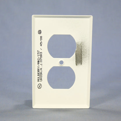 Mulberry White 1-Gang Painted Metal Duplex Receptacle Wallplate Outlet Cover