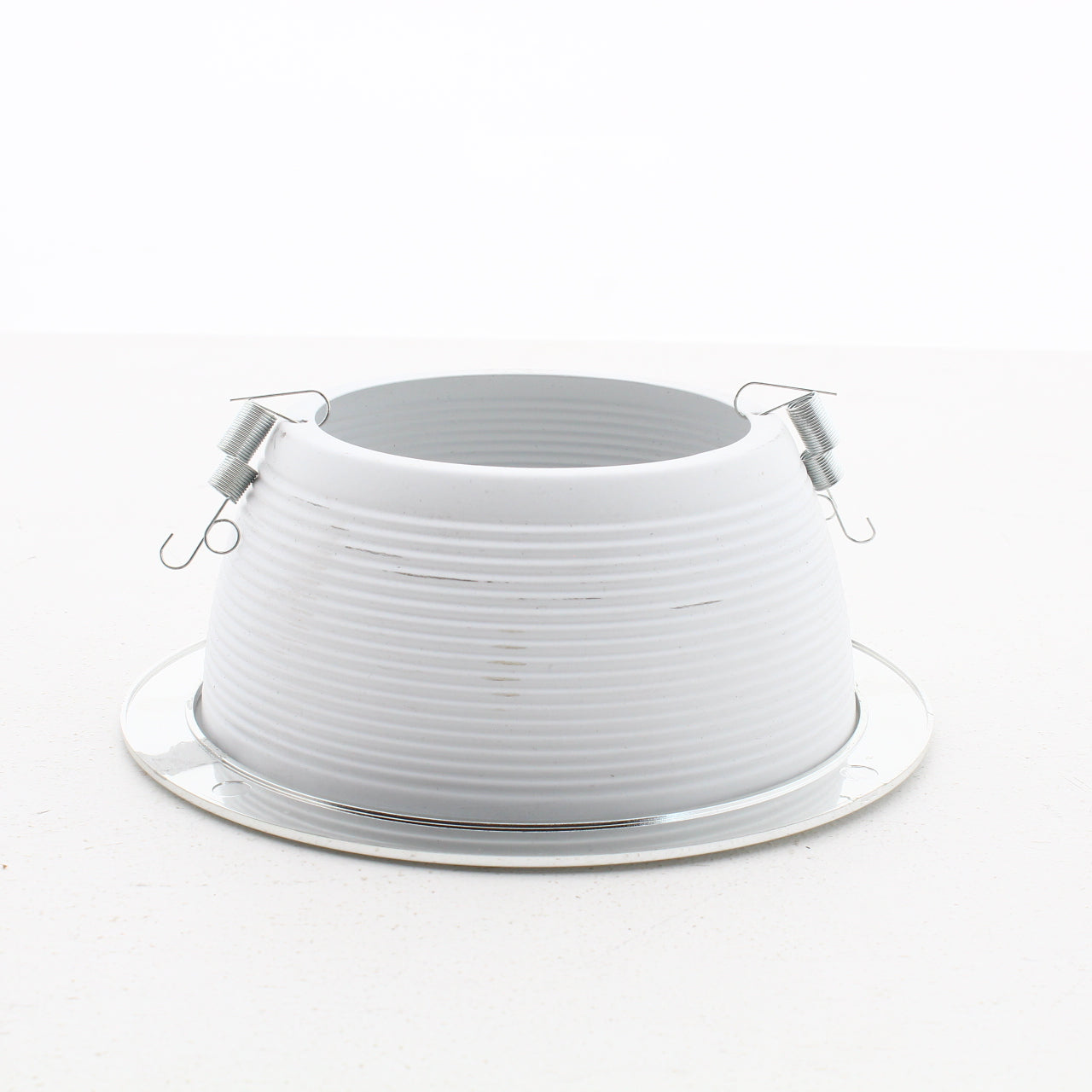 Nora NTM-31C 2PK 6" Br/Par30 Stepped Baffle with Plastic Ring White/Chrome
