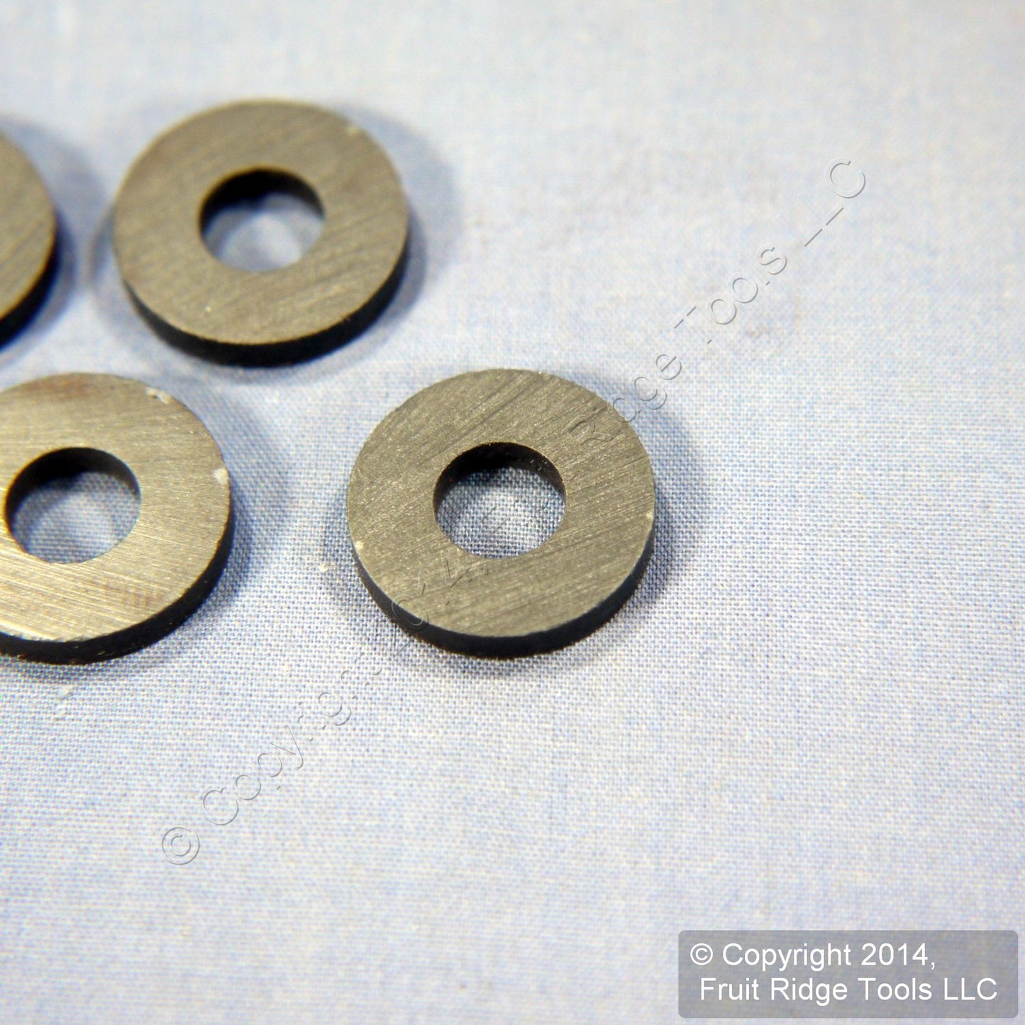 6 National Hardware Ceramic #5 Disc Magnet Fasteners 3/4" x 1/8" N302-240