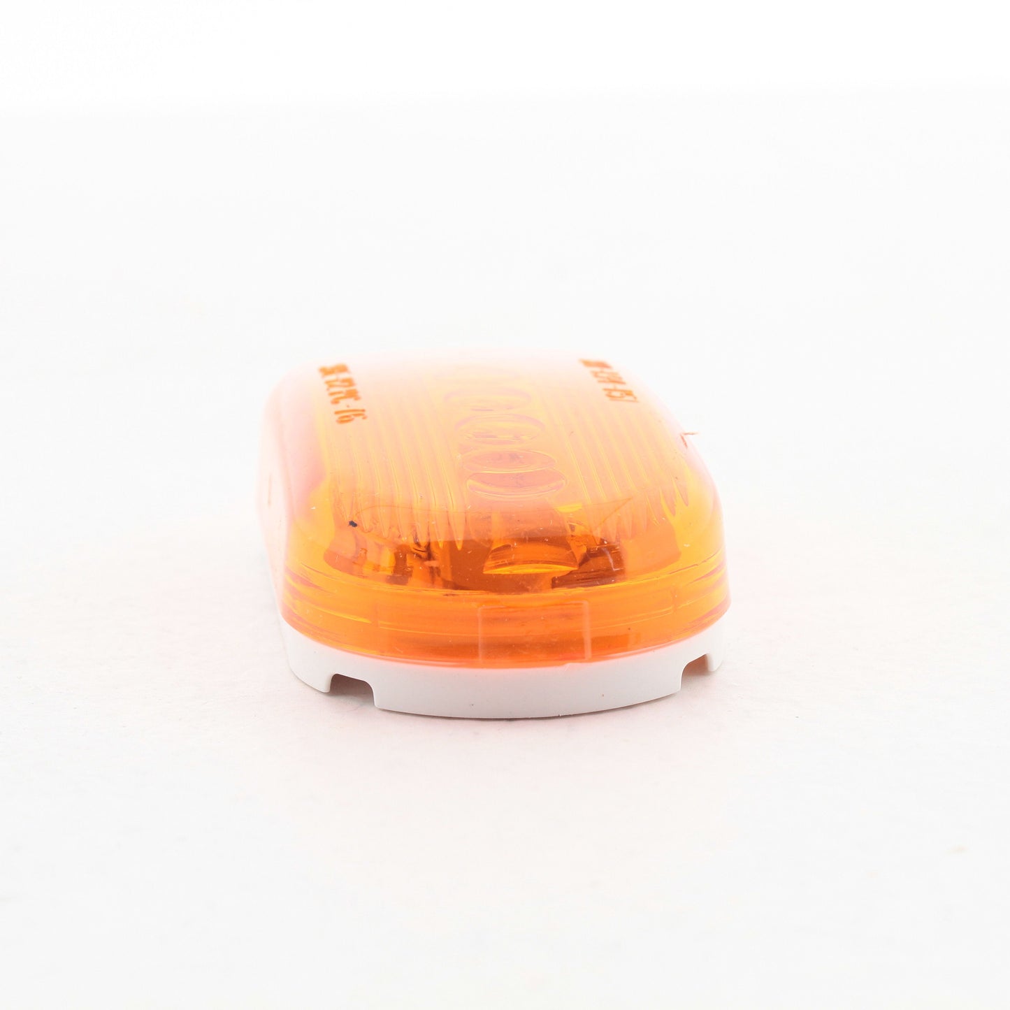 Peterson V135A Amber 4-1/8" Oblong Clearance Side Marker Light 2-Bulb w/ Reflex