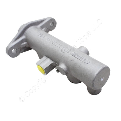Qualitee Brake Master Cylinder for 92-96 Mitsubishi Diamante W/O ABS