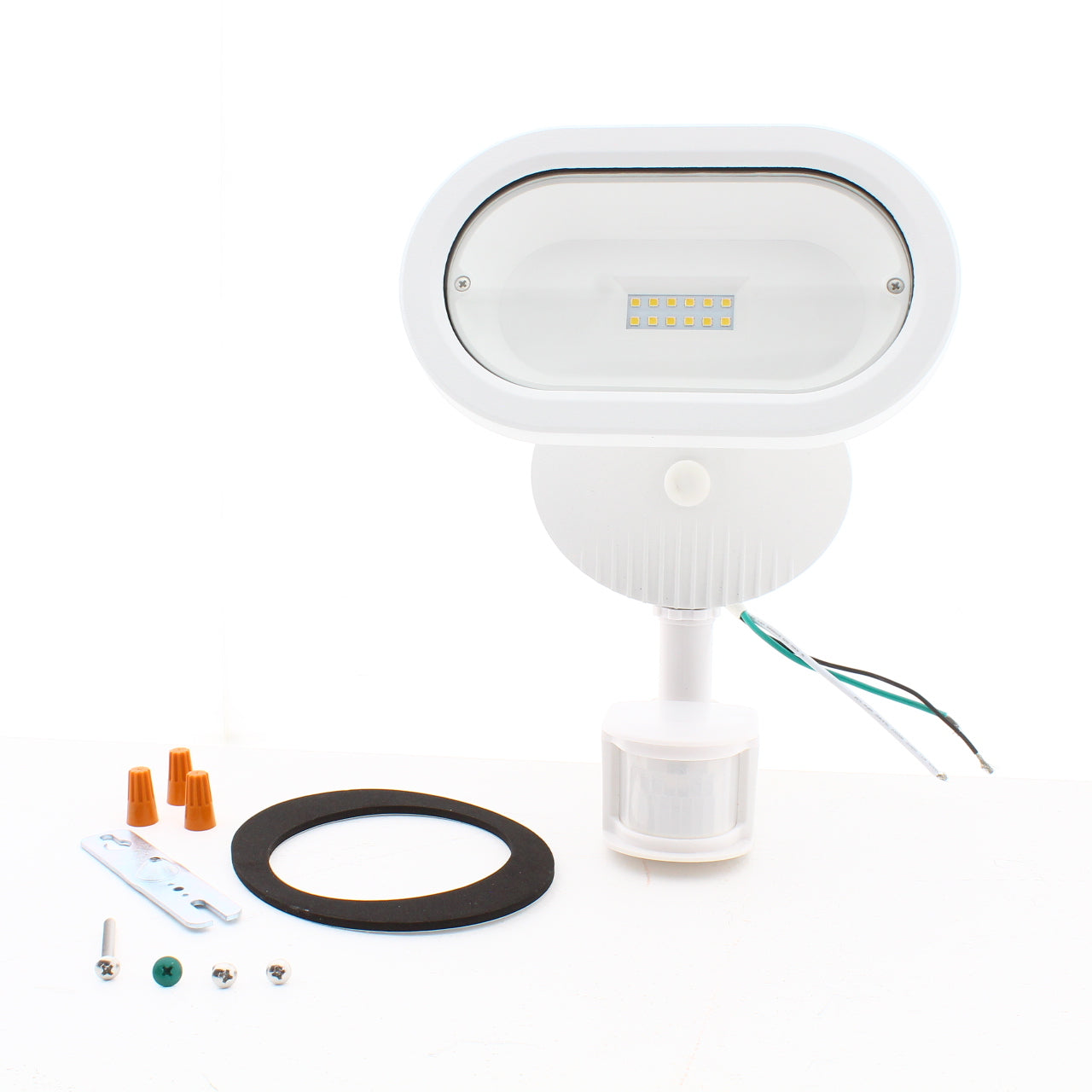 Satco 65-106 LED Single Head Security LT Motion Sensor 4000K White Finish