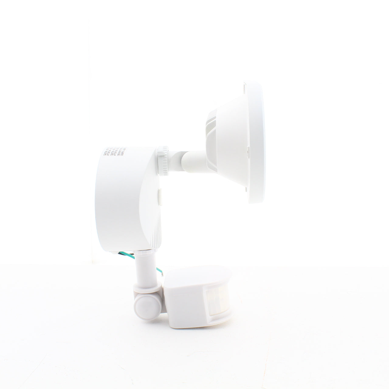 Satco 65-106 LED Single Head Security LT Motion Sensor 4000K White Finish
