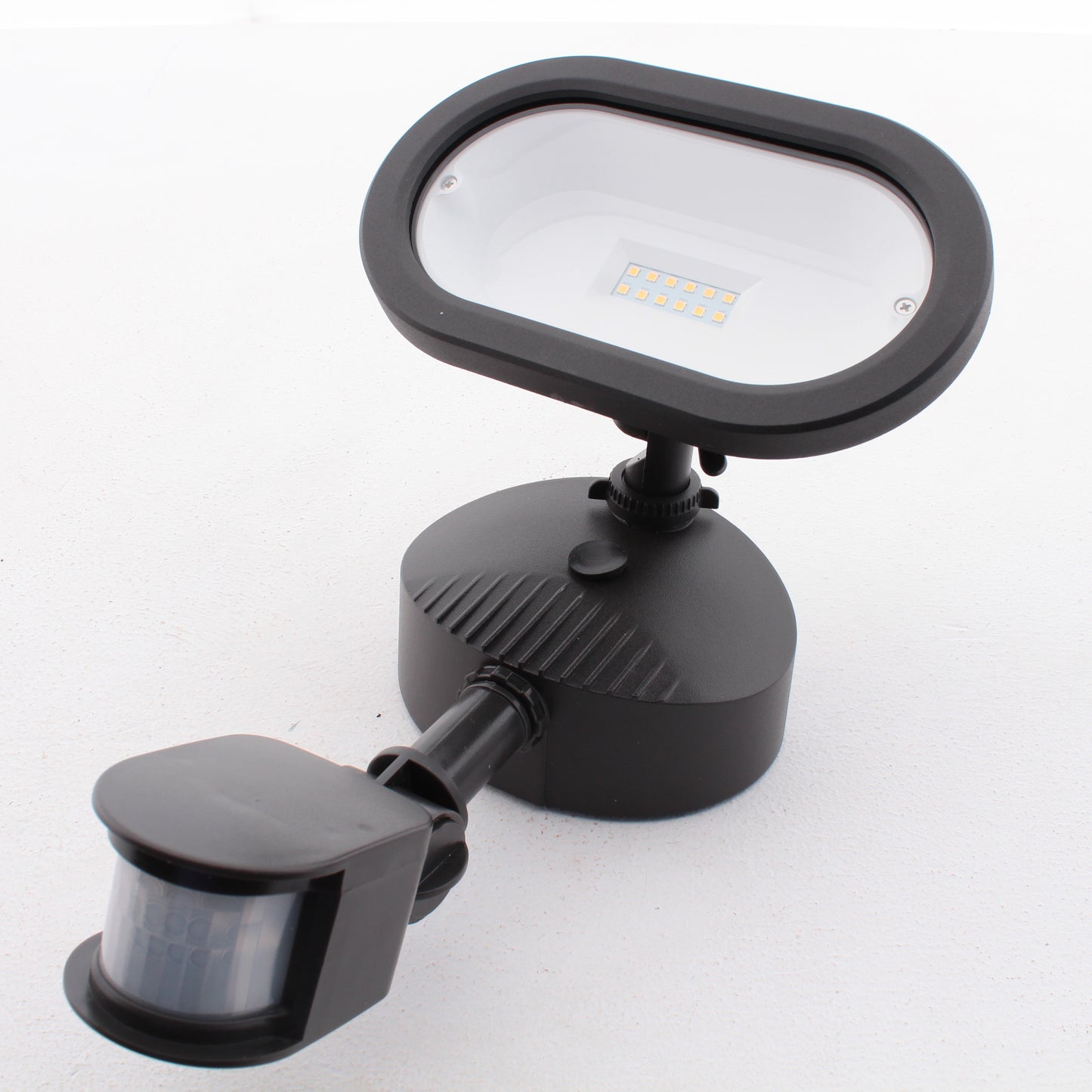 Nuvo 65-092 LED Security Light 4000K Single Head Motion Sensor Bronze Finish