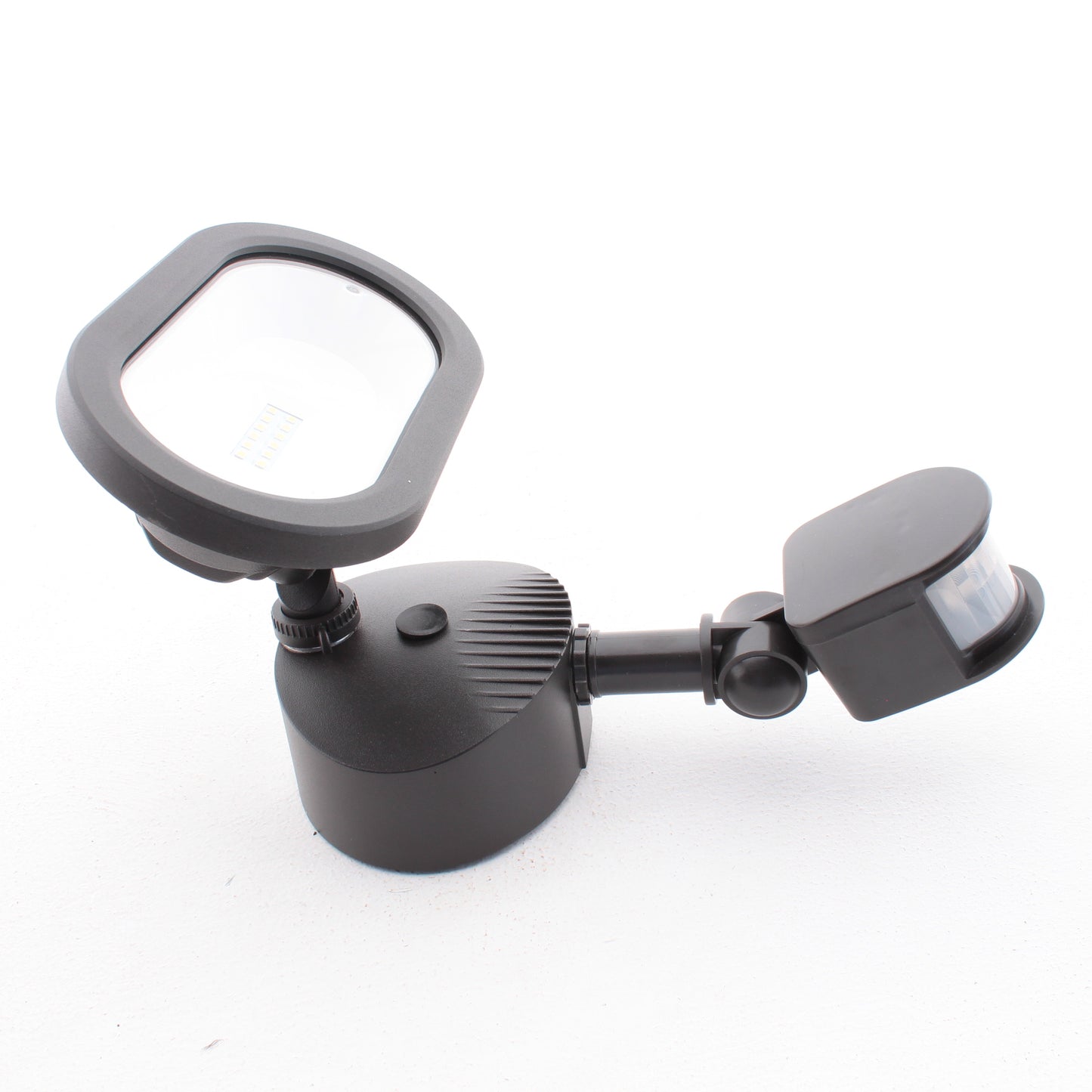 Nuvo 65-092 LED Security Light 4000K Single Head Motion Sensor Bronze Finish