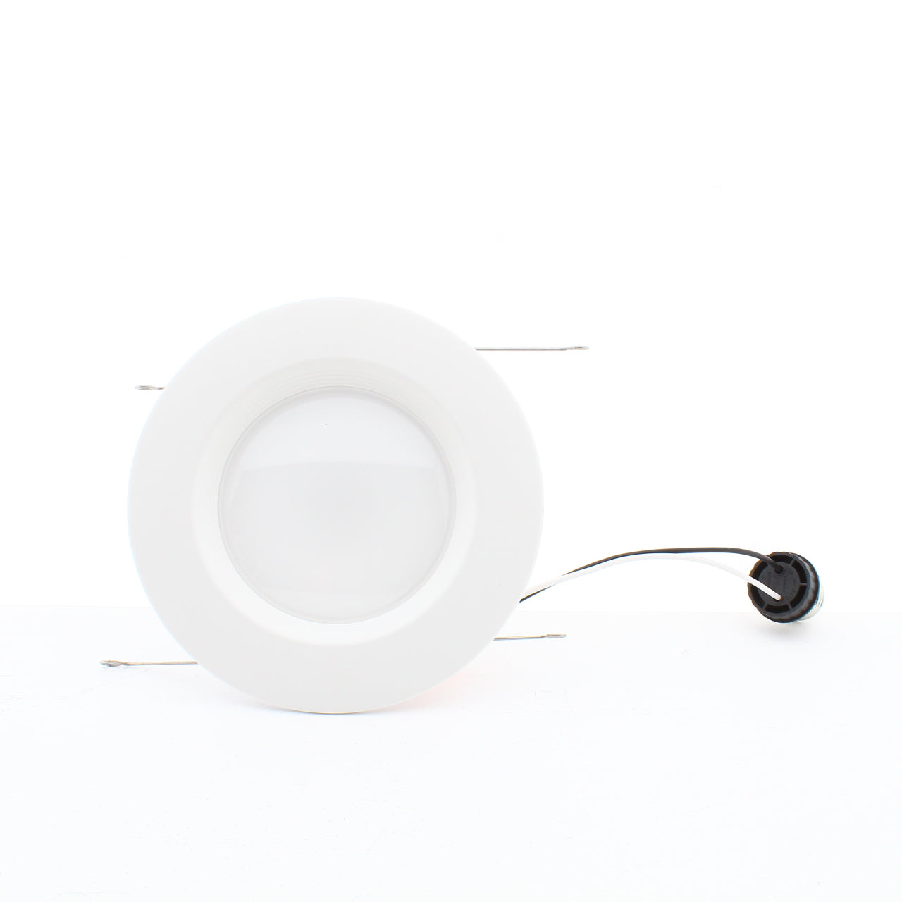 Satco 6" 9W White Recessed Downlight Dimmable 800Im 120V 4000K