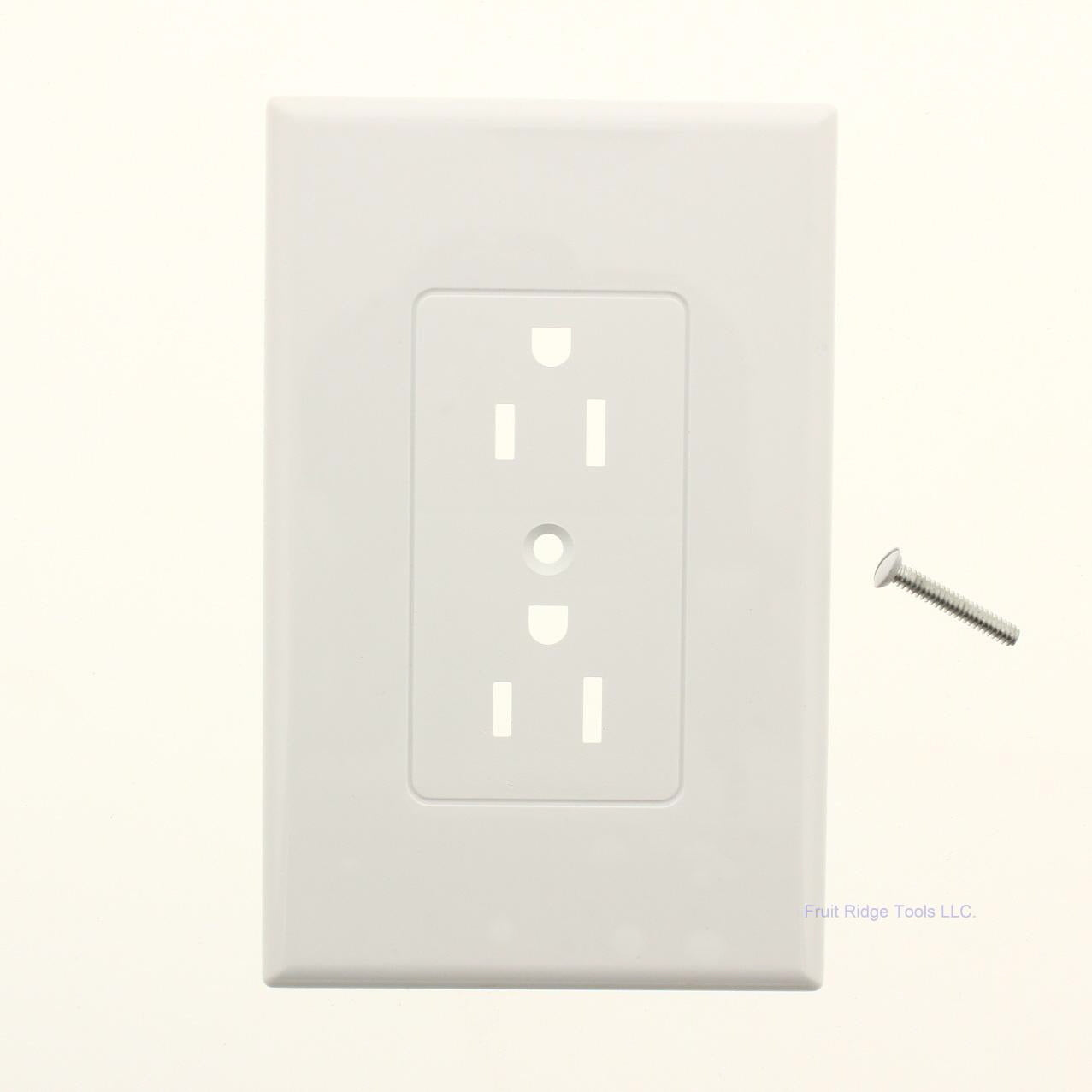 TayMac 2500W White 1-Gang Wallplate Cover Plate for Duplex Receptacle Outlet