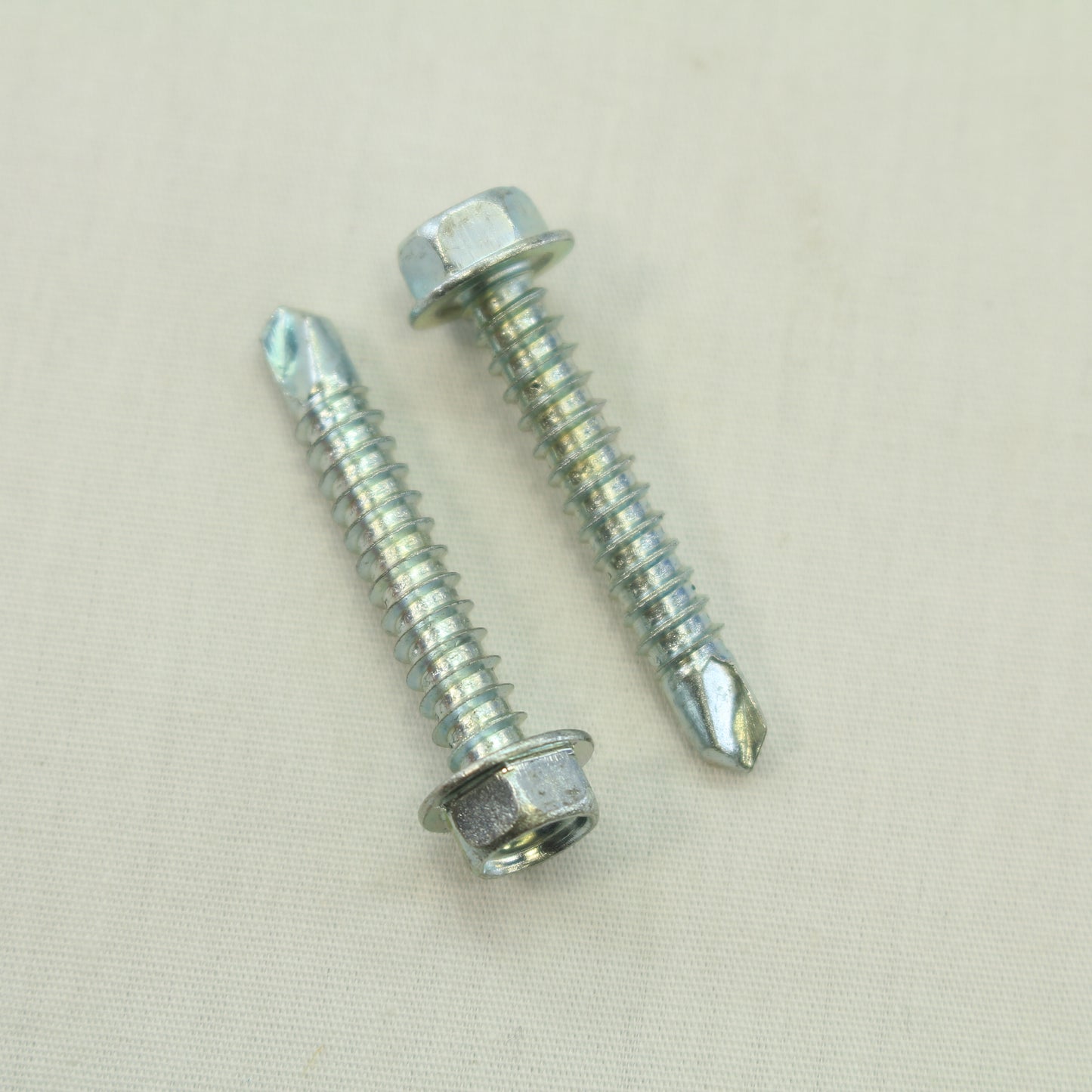 100 Pack Thunderkwik 12-14 x 1-1/4 Unslotted Indented Hex Washer Head Screws