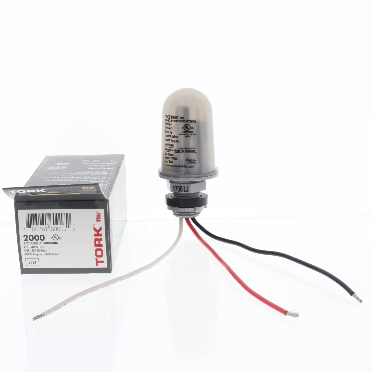 Tork 2000 SPST 2000W Photocontrol 1/2" Conduit Mounting 120V 50/60Hz Tungsten