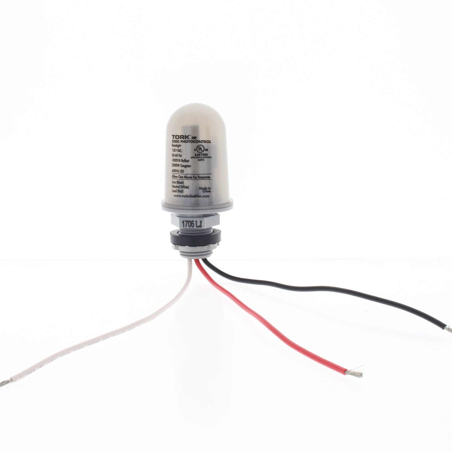 Tork 2000 SPST 2000W Photocontrol 1/2" Conduit Mounting 120V 50/60Hz Tungsten