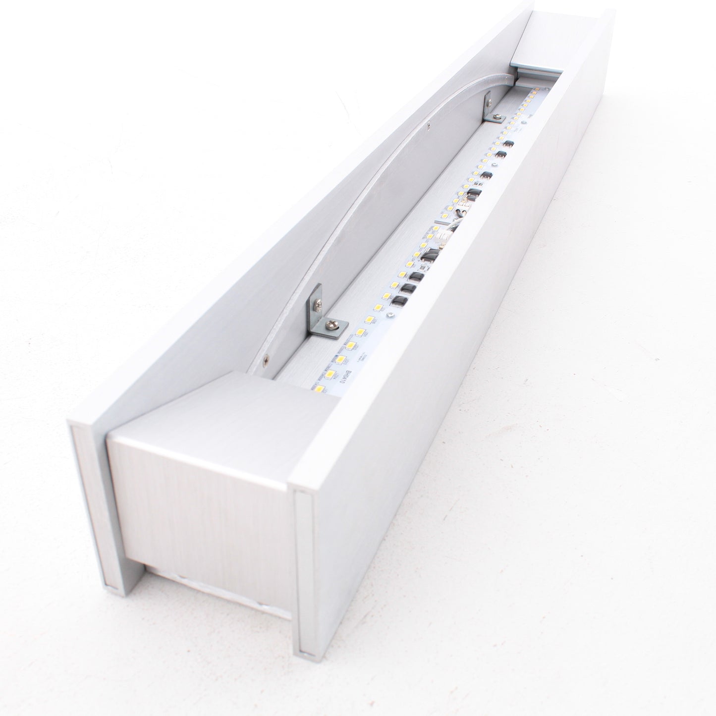 WAC Lighting WS-90627-AL Brushed Aluminum LED 27"