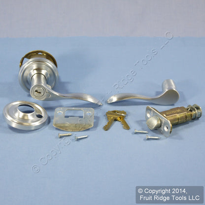 Right Weslock Traditonale Bordeau 640 Satin Chrome Keylock Lever Door Handle